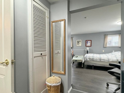 8140 Lucas Road, Richmond, BC - Indoor Photo Showing Bedroom