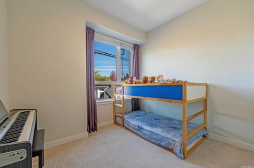 4066 Yukon Street, Vancouver, BC - Indoor Photo Showing Bedroom