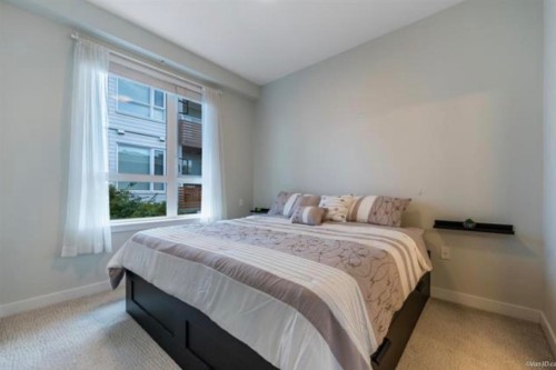 4066 Yukon Street, Vancouver, BC - Indoor Photo Showing Bedroom