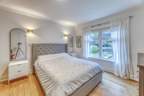 1227 Ioco Road, Port Moody, BC - Indoor Photo Showing Bedroom