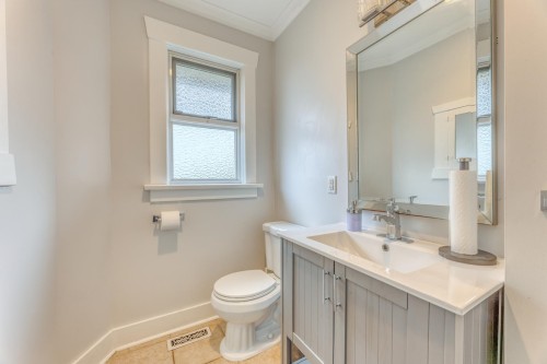 1227 Ioco Road, Port Moody, BC - Indoor Photo Showing Bathroom