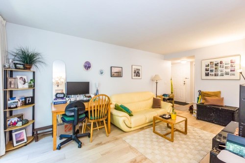 9110 Centaurus Circle, Burnaby, BC - Indoor