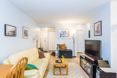 9110 Centaurus Circle, Burnaby, BC - Indoor Photo Showing Other Room