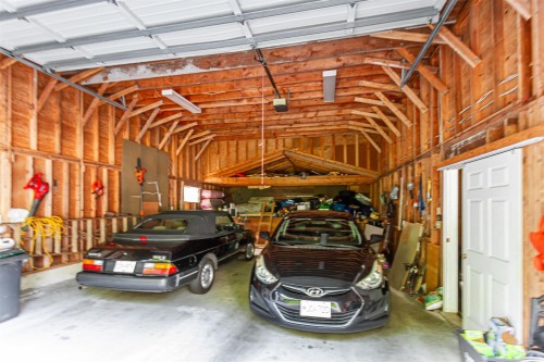 1650 Ioco Road, Port Moody, BC - Indoor Photo Showing Garage
