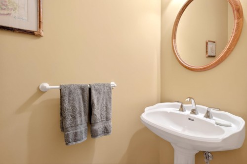 1437 Lambert Way, Coquitlam, BC - Indoor Photo Showing Bathroom