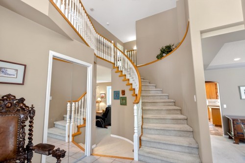 1437 Lambert Way, Coquitlam, BC - Indoor Photo Showing Other Room
