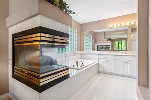 1437 Lambert Way, Coquitlam, BC - Indoor