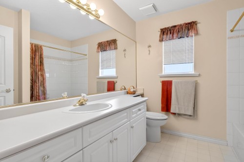 1437 Lambert Way, Coquitlam, BC - Indoor Photo Showing Bathroom