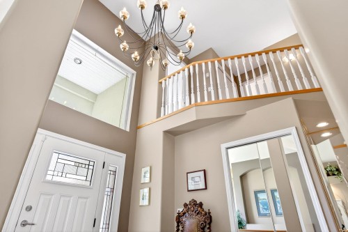 1437 Lambert Way, Coquitlam, BC - Indoor Photo Showing Other Room