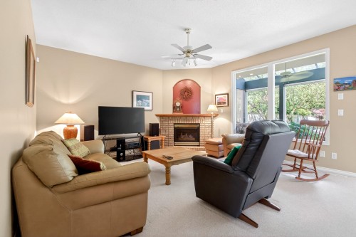 1437 Lambert Way, Coquitlam, BC - Indoor Photo Showing Living Room With Fireplace