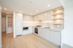 1904-311 Alderson Avenue  Coquitlam, BC V3K 0K3