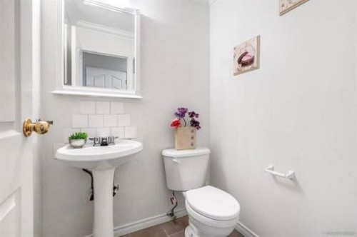 2628 Mclaughlin Court, Coquitlam, BC - Indoor Photo Showing Bathroom