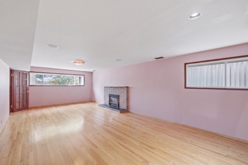 2727 36Th Avenue W, Vancouver, BC - Indoor With Fireplace