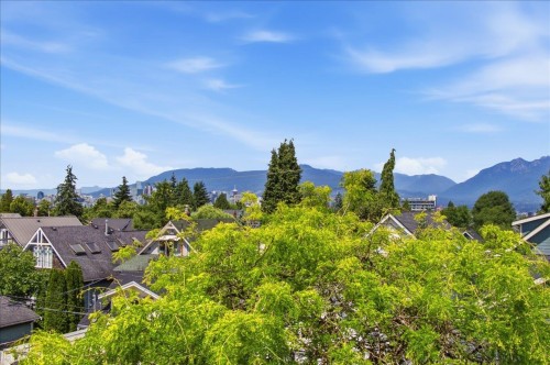 761 15Th Avenue E, Vancouver, BC - Outdoor With View