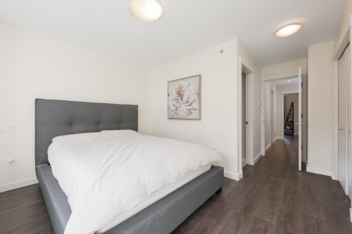 319 59Th Avenue W, Vancouver, BC - Indoor Photo Showing Bedroom