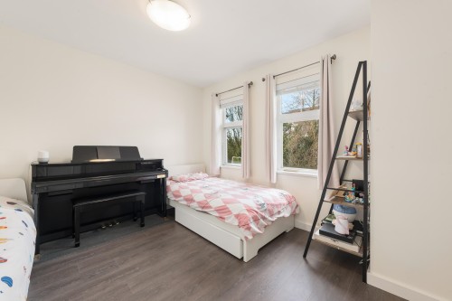 319 59Th Avenue W, Vancouver, BC - Indoor Photo Showing Bedroom