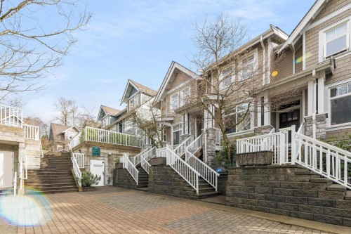 319 59Th Avenue W, Vancouver, BC - Outdoor