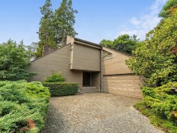 6459 Mccleery Street  Vancouver, BC V6N 1G5