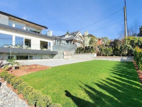 2141 Jefferson Avenue, West Vancouver, BC - Outdoor
