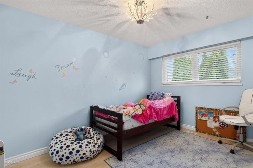 Upper-22939 128 Avenue, Maple Ridge, BC - Indoor Photo Showing Bedroom