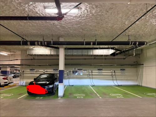 2802-657 Whiting Way, Coquitlam, BC - Indoor Photo Showing Garage