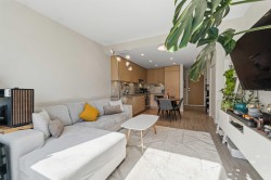 319-9213 Odlin Road  Richmond, BC V6X 0V5