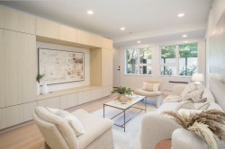 TH201-2471 St. George Street  Vancouver, BC V5T 1W9