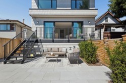 3-2124 8 Avenue E Vancouver, BC V5N 1V5