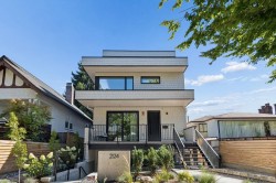 1-2124 8 Avenue E Vancouver, BC V5N 1V5