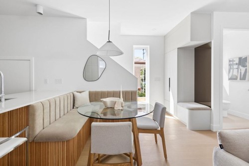 1-2124 8 Avenue E, Vancouver, BC - Indoor Photo Showing Dining Room