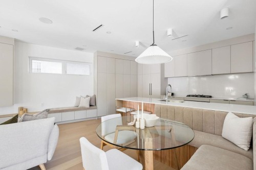 1-2124 8 Avenue E, Vancouver, BC - Indoor