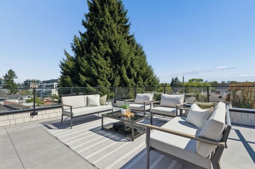 1-2124 8 Avenue E, Vancouver, BC - Outdoor With Deck Patio Veranda