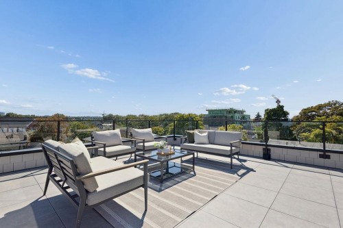 1-2124 8 Avenue E, Vancouver, BC - Outdoor With View