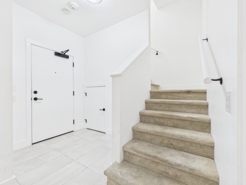 4-9735 University Crescent, Burnaby, BC - Indoor Photo Showing Other Room
