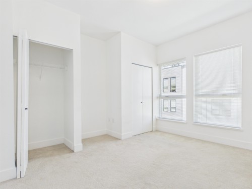 4-9735 University Crescent, Burnaby, BC - Indoor Photo Showing Other Room