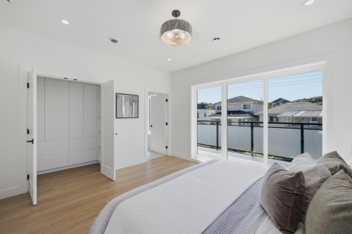 3016 19Th Avenue E, Vancouver, BC - Indoor Photo Showing Bedroom