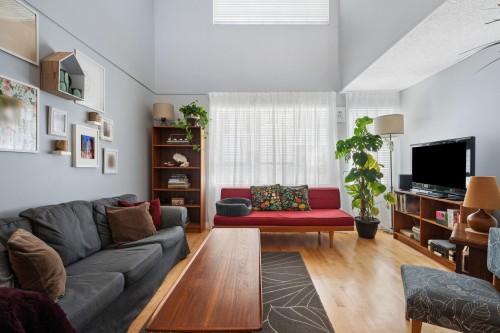 407-1345 Comox Street  Vancouver, BC V6E 4E4
