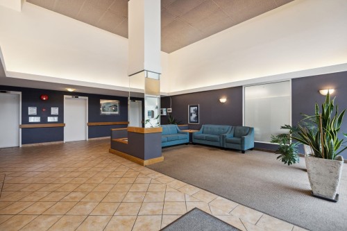 519-2012 Fullerton Avenue, North Vancouver, BC - Indoor