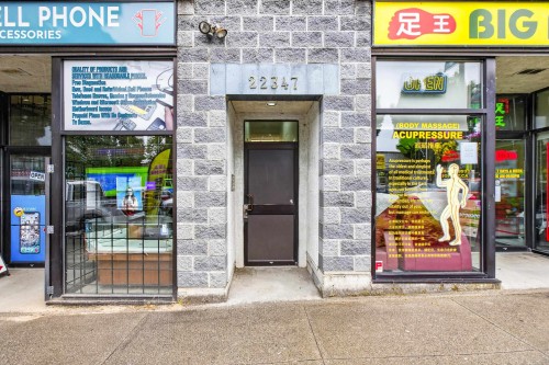 306-22347 Lougheed Highway, Maple Ridge, BC - Outdoor