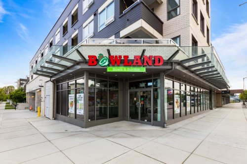 306-22347 Lougheed Highway, Maple Ridge, BC - Outdoor