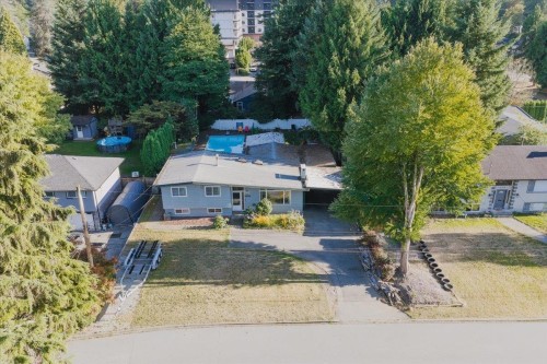 21784 Donovan Avenue, Maple Ridge, BC - Outdoor