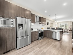 166-1894 Osprey Drive Tsawwassen, BC V4M 0C3