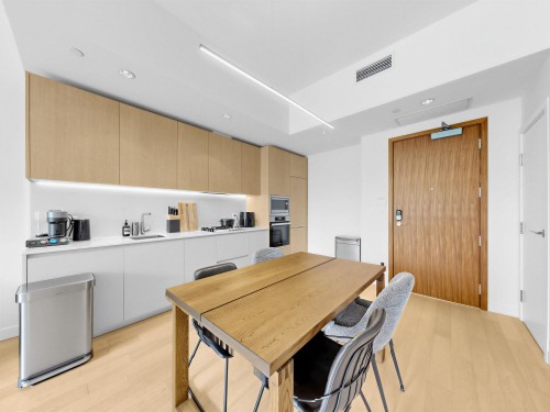 203-6622 Pearson Way, Richmond, BC - Indoor Photo Showing Dining Room