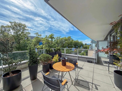 203-6622 Pearson Way, Richmond, BC - Outdoor With Exterior
