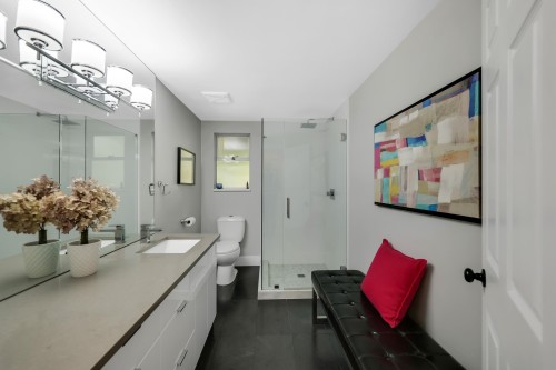 1014 Lanark Place, Squamish, BC - Indoor