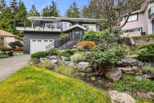 1014 Lanark Place, Squamish, BC - Outdoor