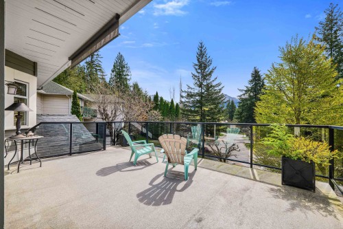 1014 Lanark Place, Squamish, BC - Outdoor With Exterior