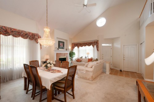 53-5531 Cornwall Drive, Richmond, BC - Indoor Photo Showing Other Room With Fireplace