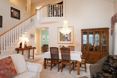 53-5531 Cornwall Drive, Richmond, BC - Indoor Photo Showing Living Room