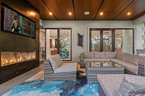 558 Glenross Road, West Vancouver, BC - Indoor Photo Showing Living Room